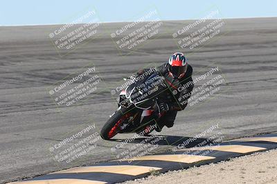 media/Oct-13-2025-Moto Forza (Mon) [[a66d839500]]/3-B Group/Session 2 (Bowl)/